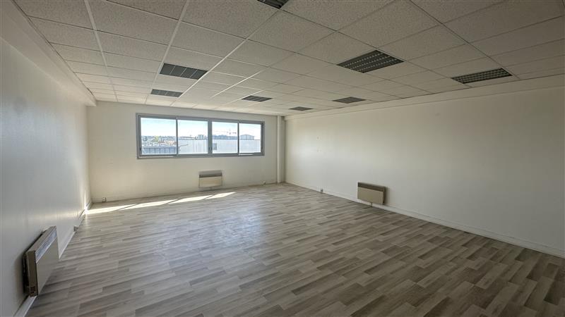 15 Allée Roland Garros, Neuilly-Plaisance à louer - Photo intérieure – Image 2 sur 10