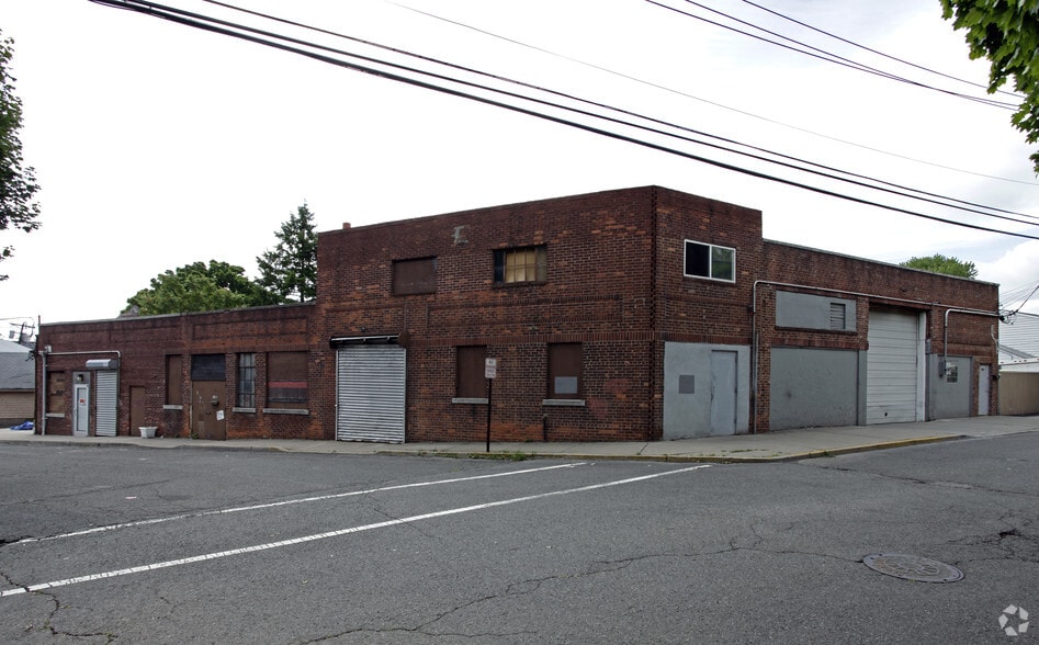 Loid, New Jersey portefeuille de 3 biens à vendre sur LoopNet.fr - Photo principale – Image 2 sur 2