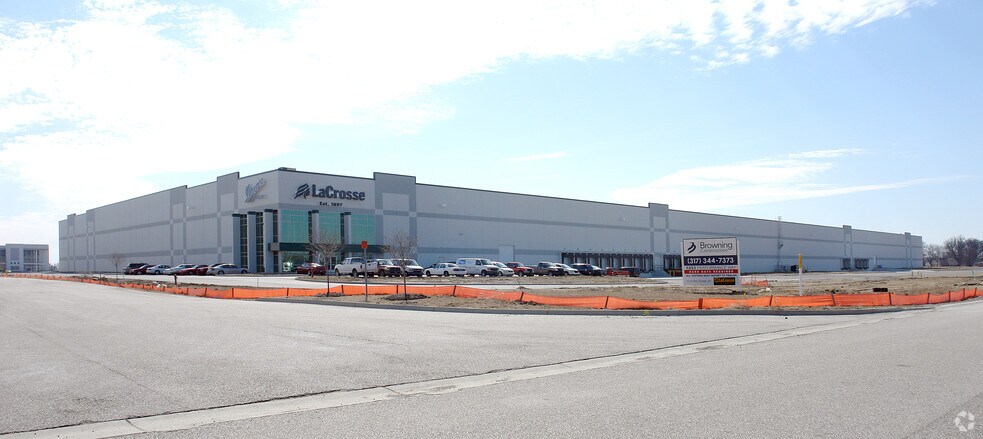 5352 Performance Way, Whitestown, IN à louer - Photo principale – Image 2 sur 3