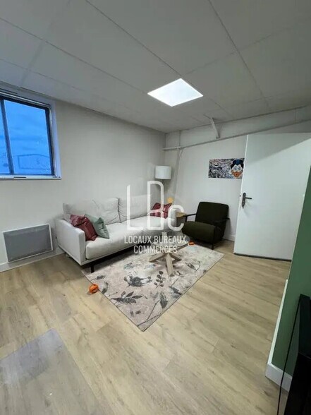 Bureau dans Saint-Herblain à louer - Photo de l’immeuble – Image 3 sur 7