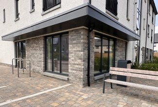 Plus de détails pour Adamson Av, Perth - Local commercial à louer
