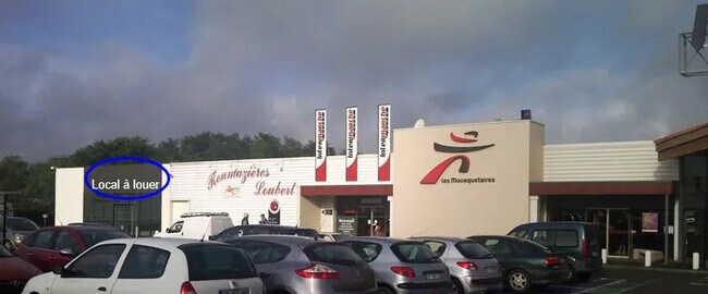 Plus de détails pour Local commercial à louer