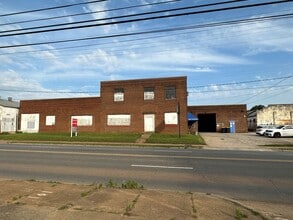 2301-2305 N Graham St, Charlotte, NC à vendre Photo de l’immeuble– Image 2 sur 14