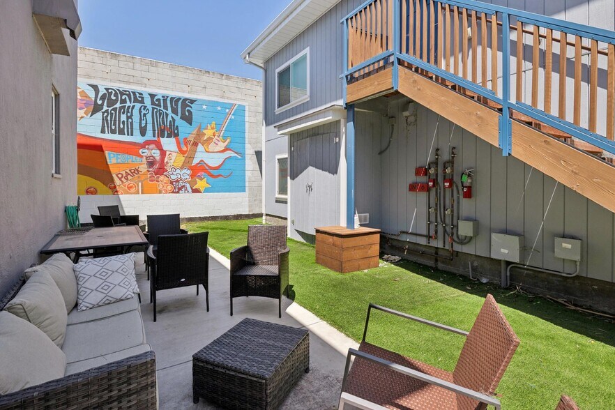 3411 Adeline St, Berkeley, CA à vendre - Photo de l’immeuble – Image 3 sur 51