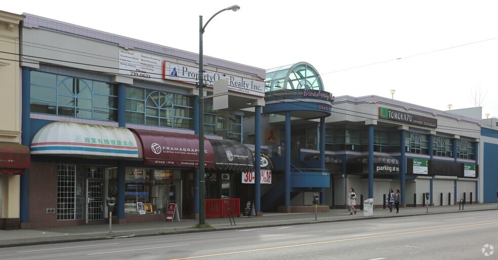 1128 W Broadway, Vancouver, BC à louer - Photo de l’immeuble – Image 2 sur 23