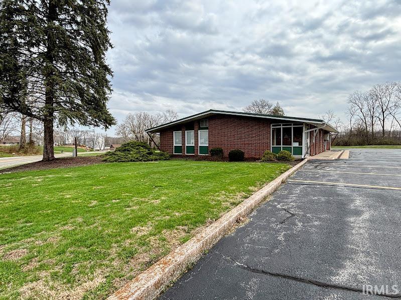 605 E 7th St, Burlington, IN à vendre Photo de l’immeuble– Image 1 sur 3