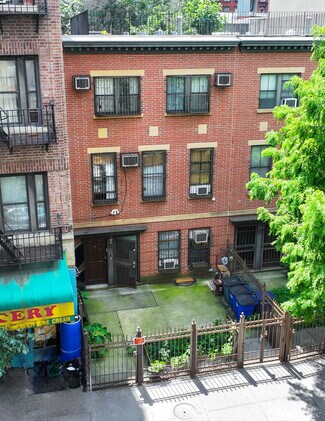 Plus de détails pour 384 S 5th St, Brooklyn, NY - Logement à vendre