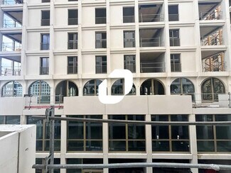 Plus de détails pour Bureau, Local commercial à louer