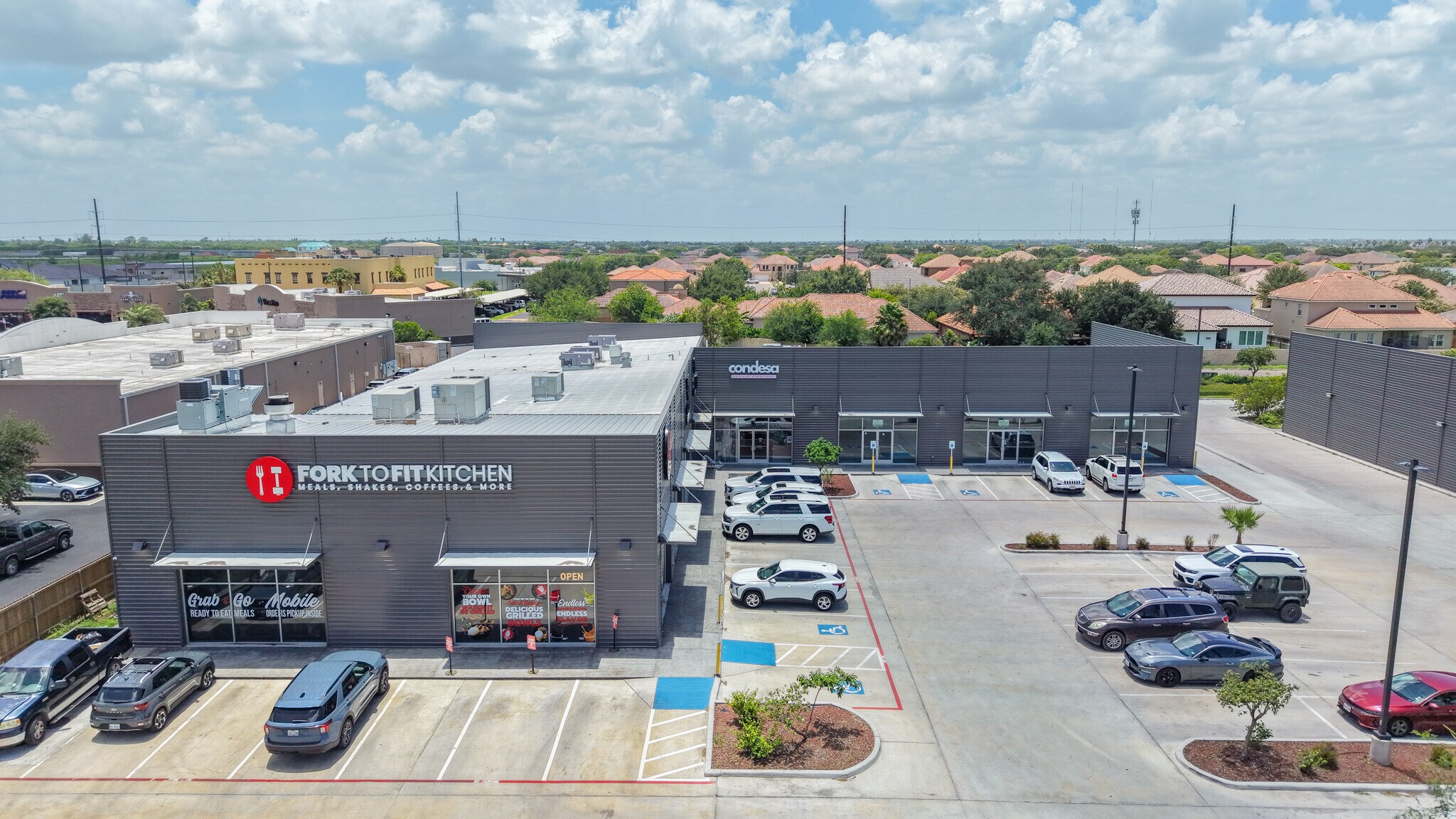1401 S McColl Rd, Edinburg, TX à louer Photo principale– Image 1 sur 6