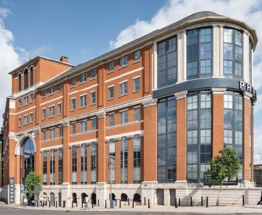 1 Station Hl, Reading à louer Photo de l’immeuble– Image 1 sur 4