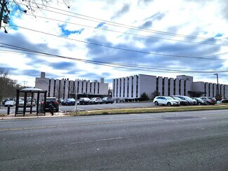 Plus de détails pour 1389 W Main St, Waterbury, CT - Bureau à vendre