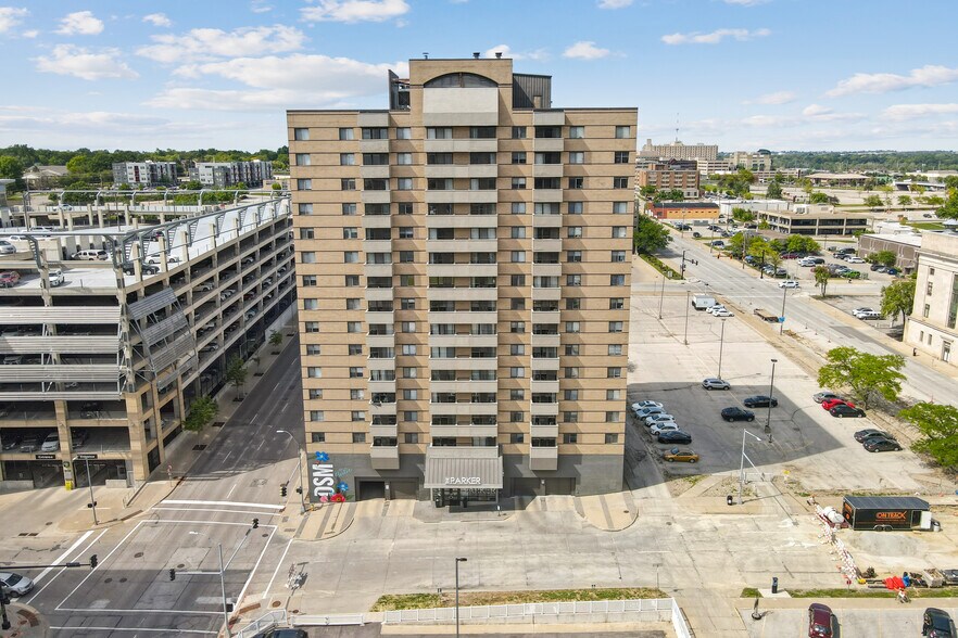 615 Park St, Des Moines, IA à vendre - Photo de l’immeuble – Image 3 sur 15