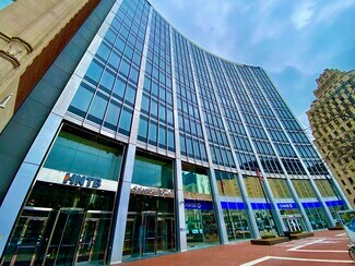 Plus de détails pour 111 Monument Cir, Indianapolis, IN - Bureau à louer