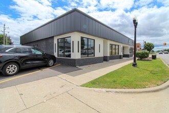 24431-24435 W Warren St, Dearborn Heights, MI à louer Photo intérieure– Image 1 sur 10