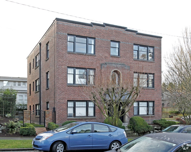 1903-1907 E Highland Dr, Seattle, WA à louer - Photo de l’immeuble – Image 3 sur 10