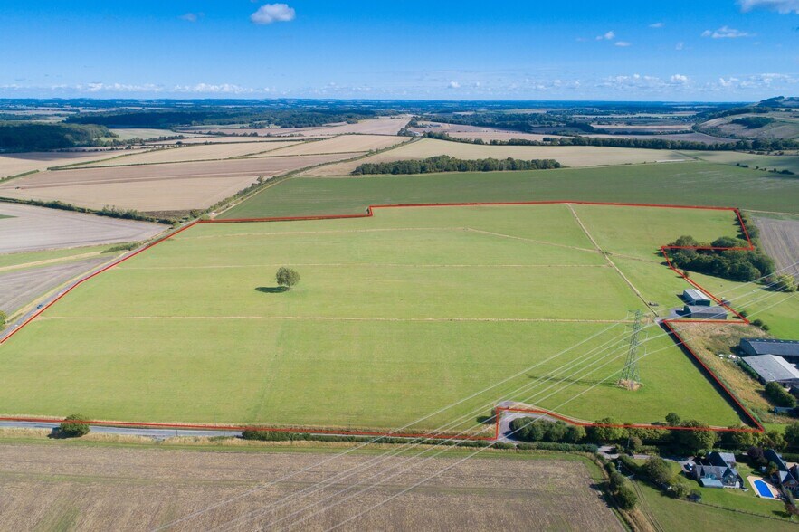 338 A, Marlborough à vendre - Aérien – Image 1 sur 9