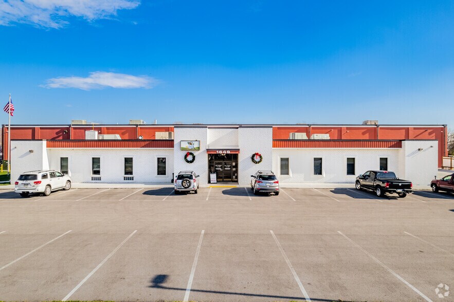1649 Broadway, Hanover, PA à vendre - Photo de l’immeuble – Image 3 sur 5