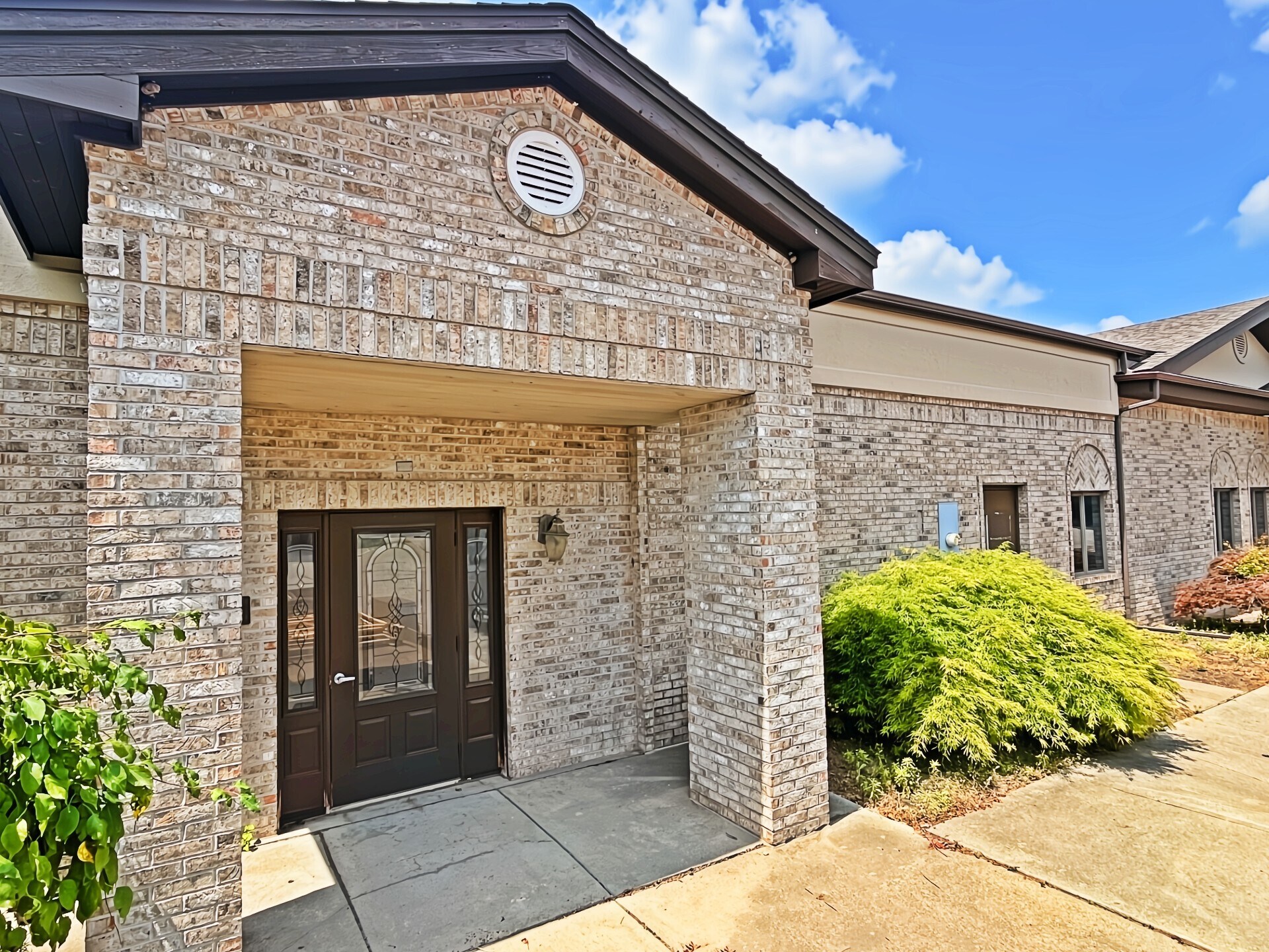 2860 Jolly Rd, Okemos, MI à louer Photo intérieure– Image 1 sur 7