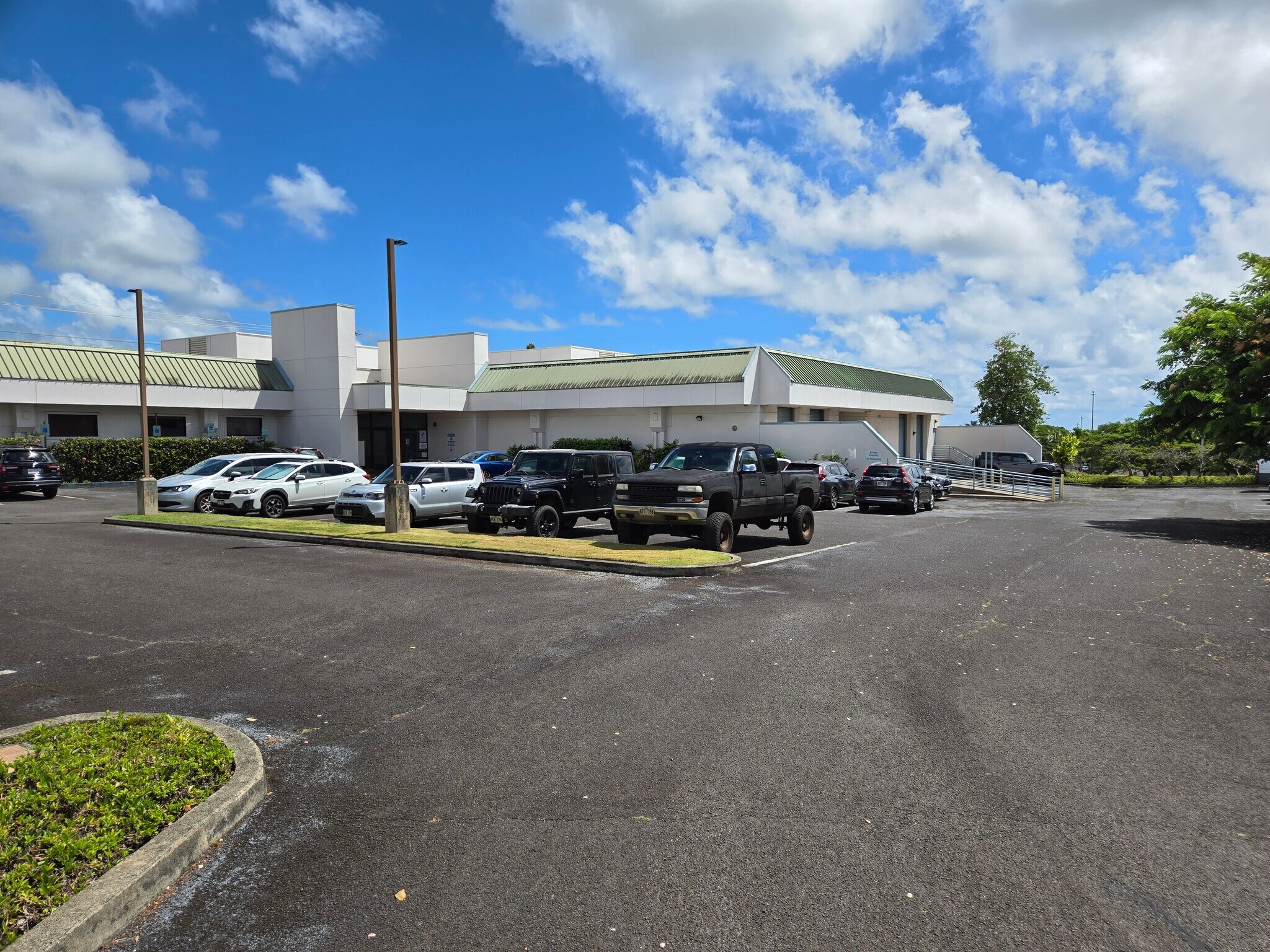 4485 Pahee St, Lihue, HI à louer Photo principale– Image 1 sur 10
