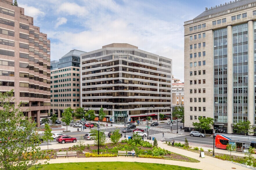 1250 I St NW, Washington, DC à louer - Photo du quartier – Image 3 sur 3