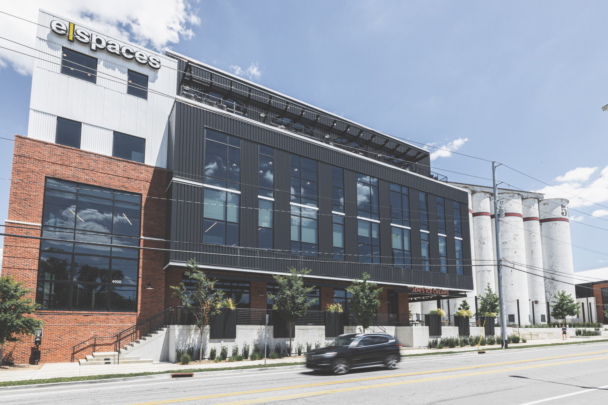 4900 Centennial Blvd, Nashville, TN à louer Photo de l’immeuble– Image 1 sur 5