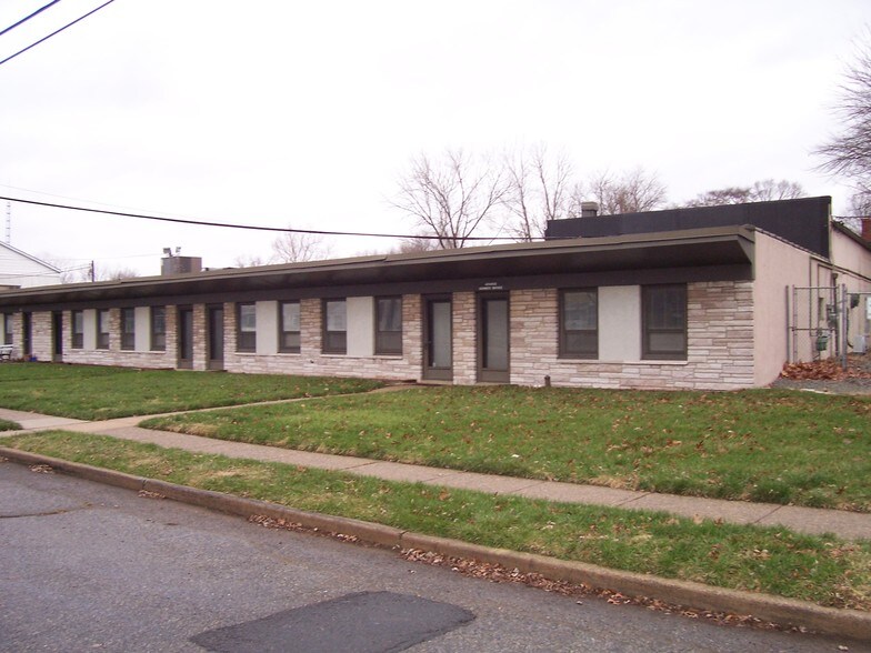 34-44 W Taylor Ave, Hamilton, NJ à louer - Photo principale – Image 1 sur 13