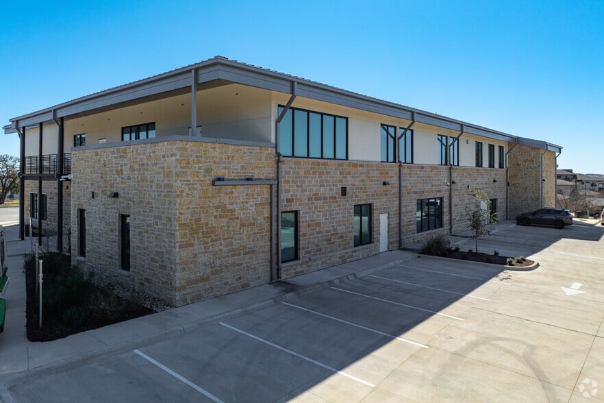 9400 Alice Mae Ln, Austin, TX à louer - Photo de l’immeuble – Image 3 sur 5