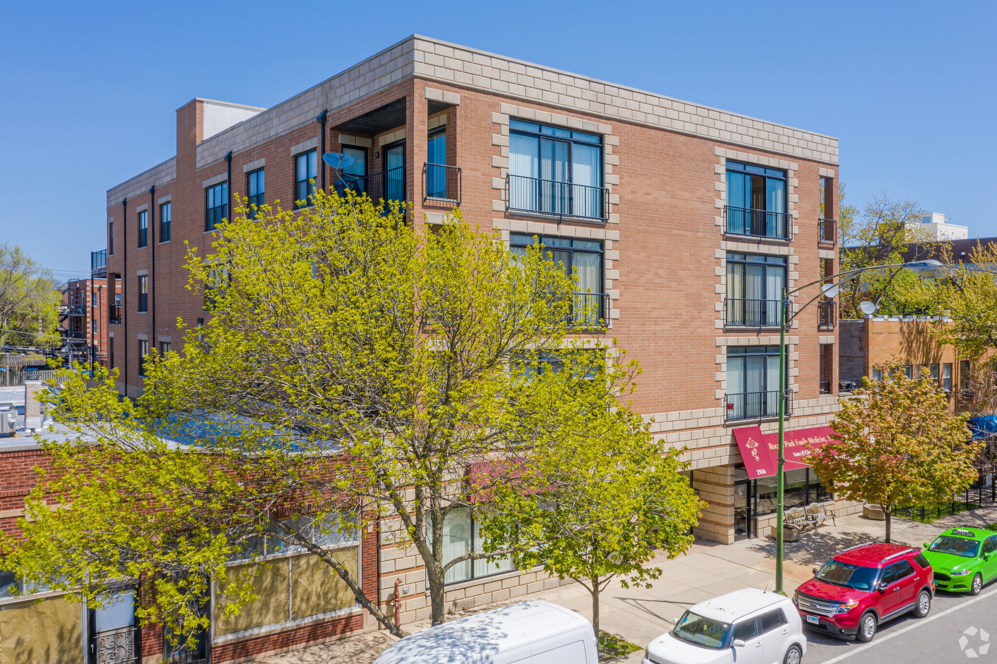 2306-2310 W Touhy Ave, Chicago, IL à vendre Photo principale– Image 1 sur 2