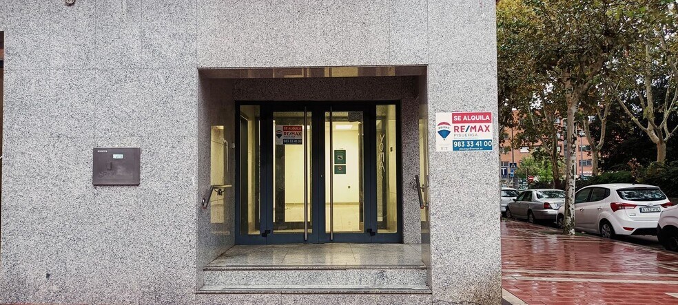 Local commercial dans Valladolid à louer - Photo de l’immeuble – Image 2 sur 45