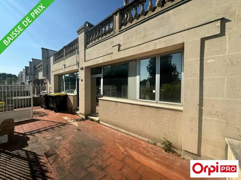 Local commercial dans Morangis à louer - Photo de l’immeuble – Image 1 sur 6