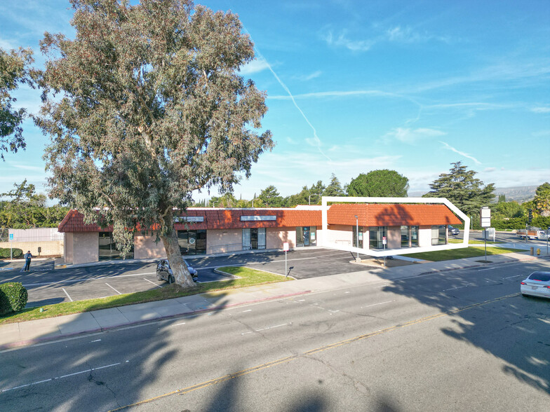 1951 N Sequoia Ave, Simi Valley, CA à louer - Photo de l’immeuble – Image 3 sur 6