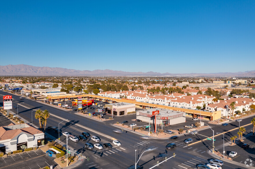 1750-1772 S Rainbow Blvd, Las Vegas, NV à louer - Photo de l’immeuble – Image 3 sur 3