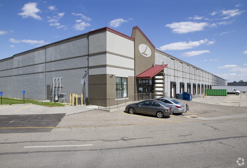 1635 Watkins Rd, Columbus, OH à vendre - Photo principale – Image 1 sur 10