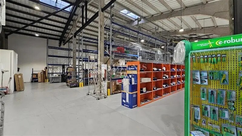 Industriel/Logistique dans Lesquin à louer - Photo de l’immeuble – Image 3 sur 12