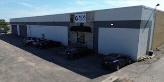 Plus de détails pour 6555 W Mill Rd, Milwaukee, WI - Industriel/Logistique à vendre
