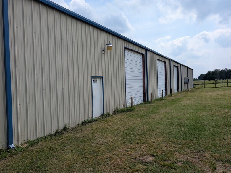 375 I-45 N, Fairfield, TX à vendre - Photo de l’immeuble – Image 2 sur 16