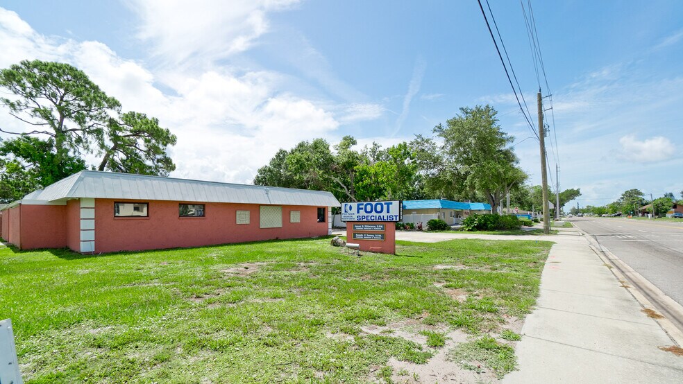 3003 26th St, Bradenton, FL à vendre - Photo de l’immeuble – Image 3 sur 18