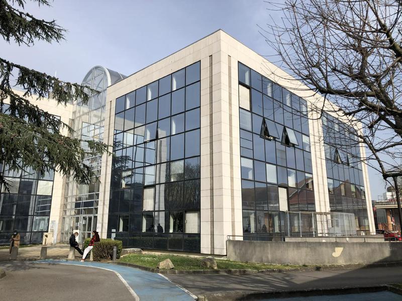 Bureau dans Cergy à louer Photo de l’immeuble– Image 1 sur 10