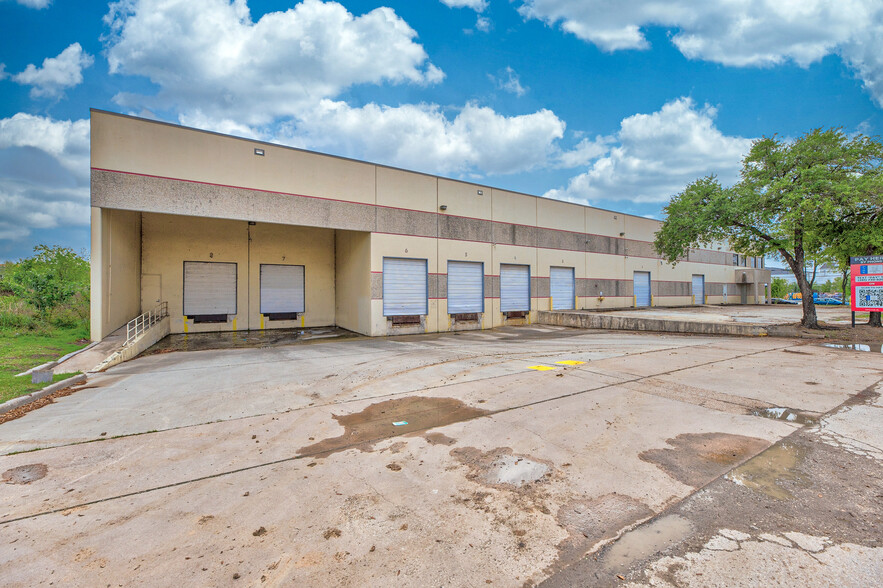 1411 Hutchins St, Houston, TX à louer - Photo de l’immeuble – Image 2 sur 19