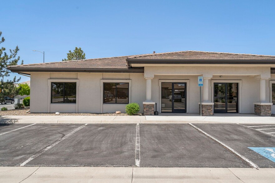 150 Isidor Ct, Sparks, NV à louer - Photo de l’immeuble – Image 2 sur 2