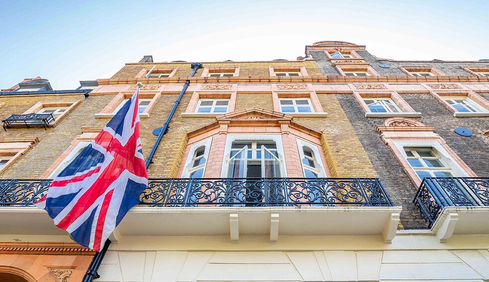 48-49 Russell Sq, Londres à louer - Photo de l’immeuble – Image 3 sur 7