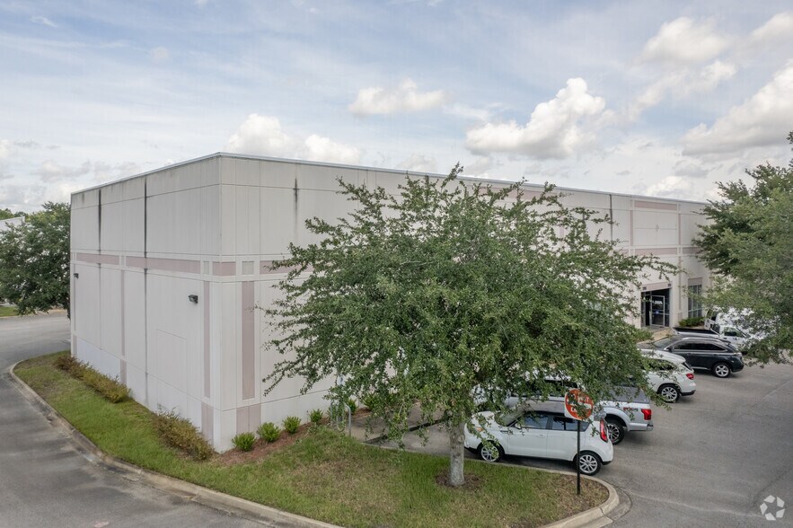 3500 Beachwood Ct, Jacksonville, FL à louer - Photo de l’immeuble – Image 1 sur 5