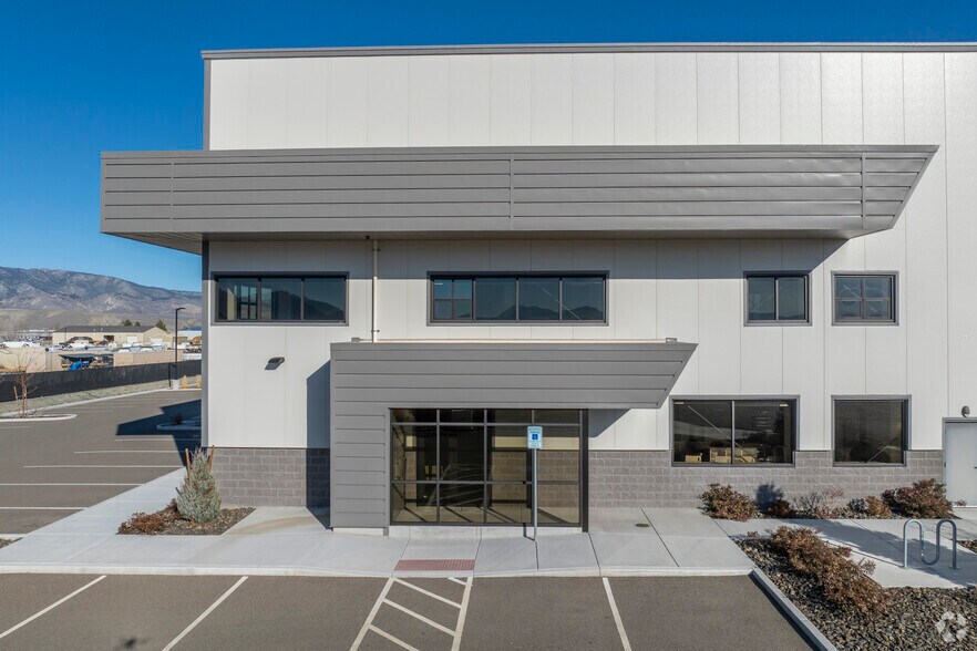 2392 Precision Dr, Minden, NV à vendre - Photo de l’immeuble – Image 3 sur 4