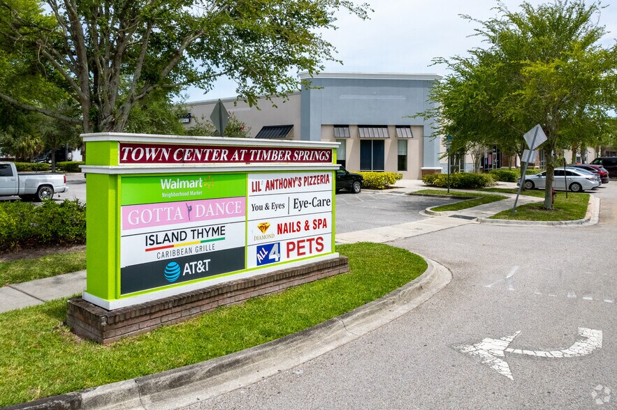 401-457 S Avalon Park Blvd, Orlando, FL à louer - Photo de l’immeuble – Image 2 sur 5