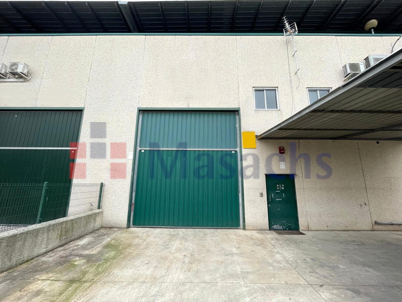 Industriel/Logistique dans Abrera, Barcelona à louer Photo de l’immeuble– Image 1 sur 13