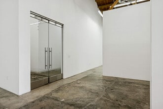 1939 S Santa Fe Ave, Los Angeles, CA à louer Photo intérieure– Image 2 sur 14