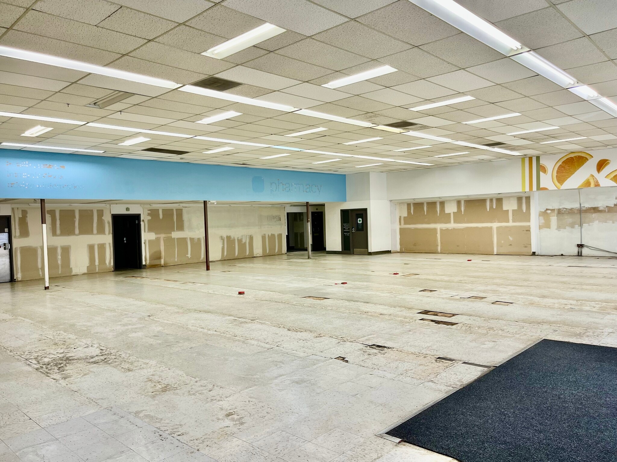 1630 Ocean Ave, San Francisco, CA à louer Photo intérieure– Image 1 sur 5