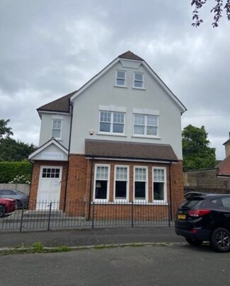 Plus de détails pour Portsmouth Rd, Esher - Local commercial à louer