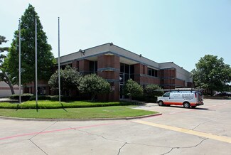 Plus de détails pour 1625 W Crosby Rd, Carrollton, TX - Local d'activités à louer