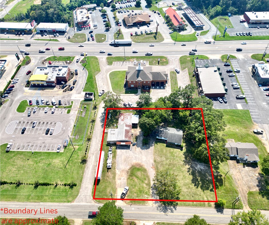 303 Corman Ave, Troy, AL à vendre Photo principale– Image 1 sur 25